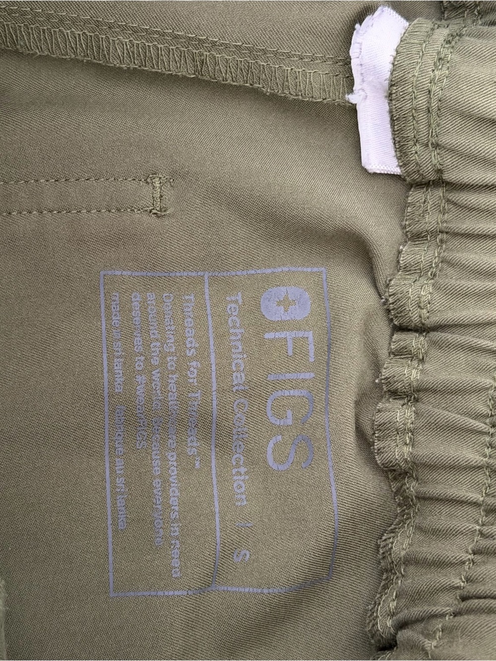 FIGS XS/SM Moss Scrub Set - Picture 3 of 5